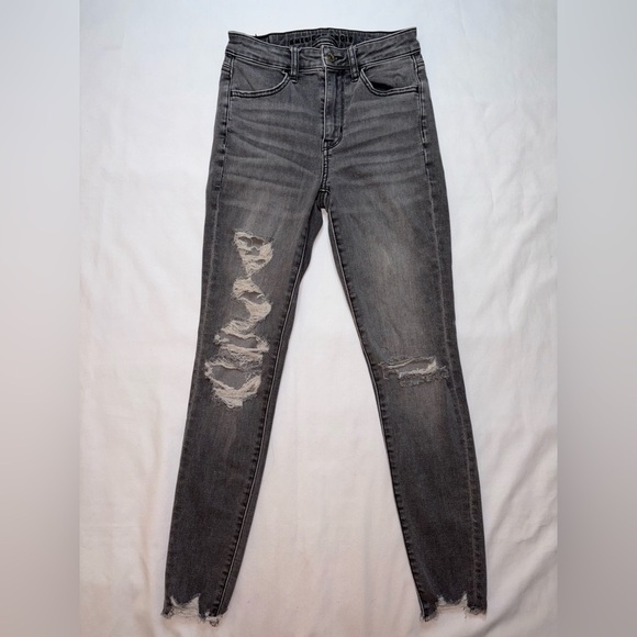 American Eagle Outfitters Denim - American Eagle Size 0 Black Distressed Super Hi Rise Skinny Jegging Jeans
